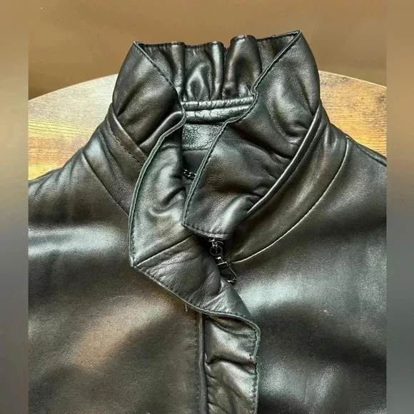 DKNY Donna Karan New York| ladies lambskin moto style leather jacket. Size: S - Picture 3 of 16